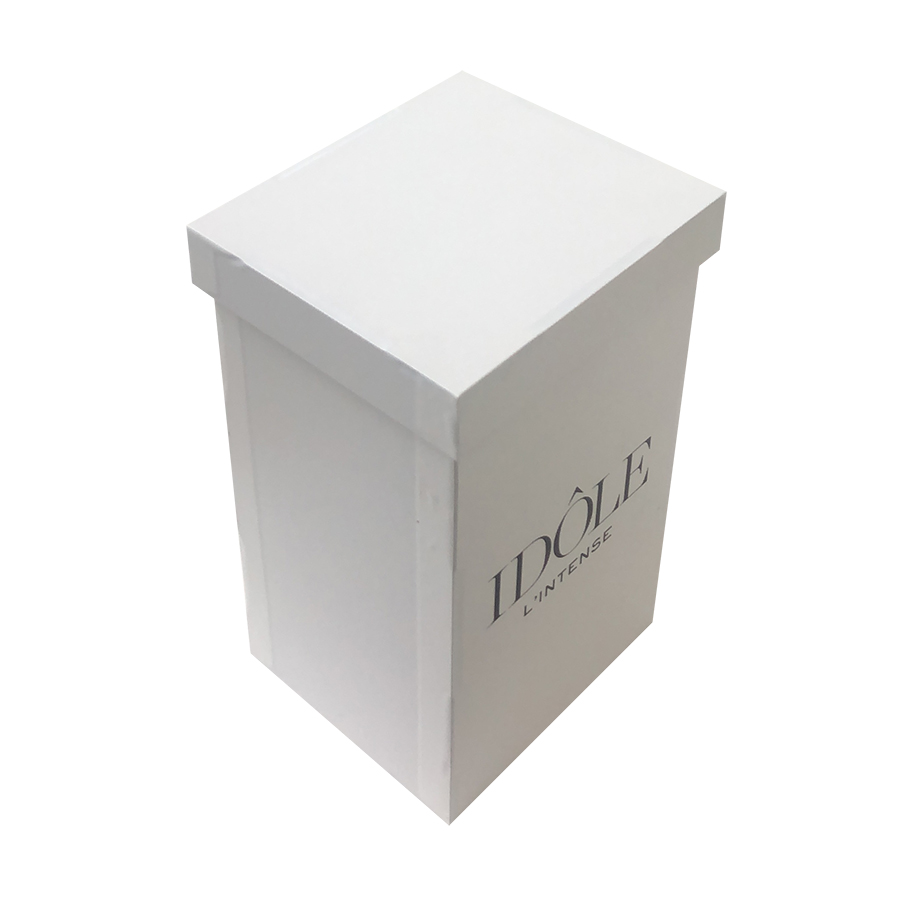 CAJA DE CARTÓN DE AGUA A592